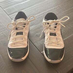 Boys Nike Air Jordan 11 Retro Low PS Emerald size 2
